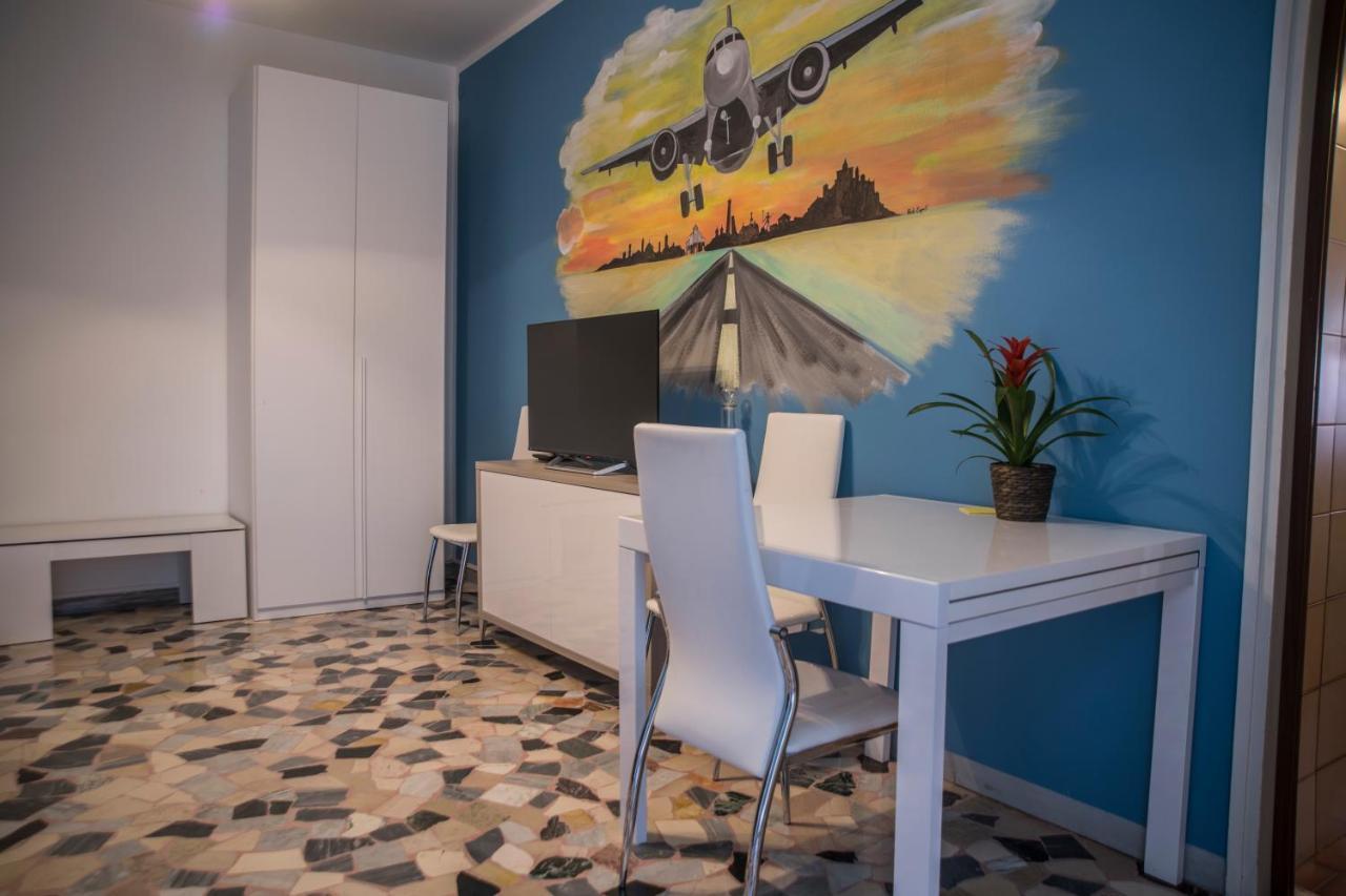 Fly House Bologna...Un Appartamento Al Volo מראה חיצוני תמונה